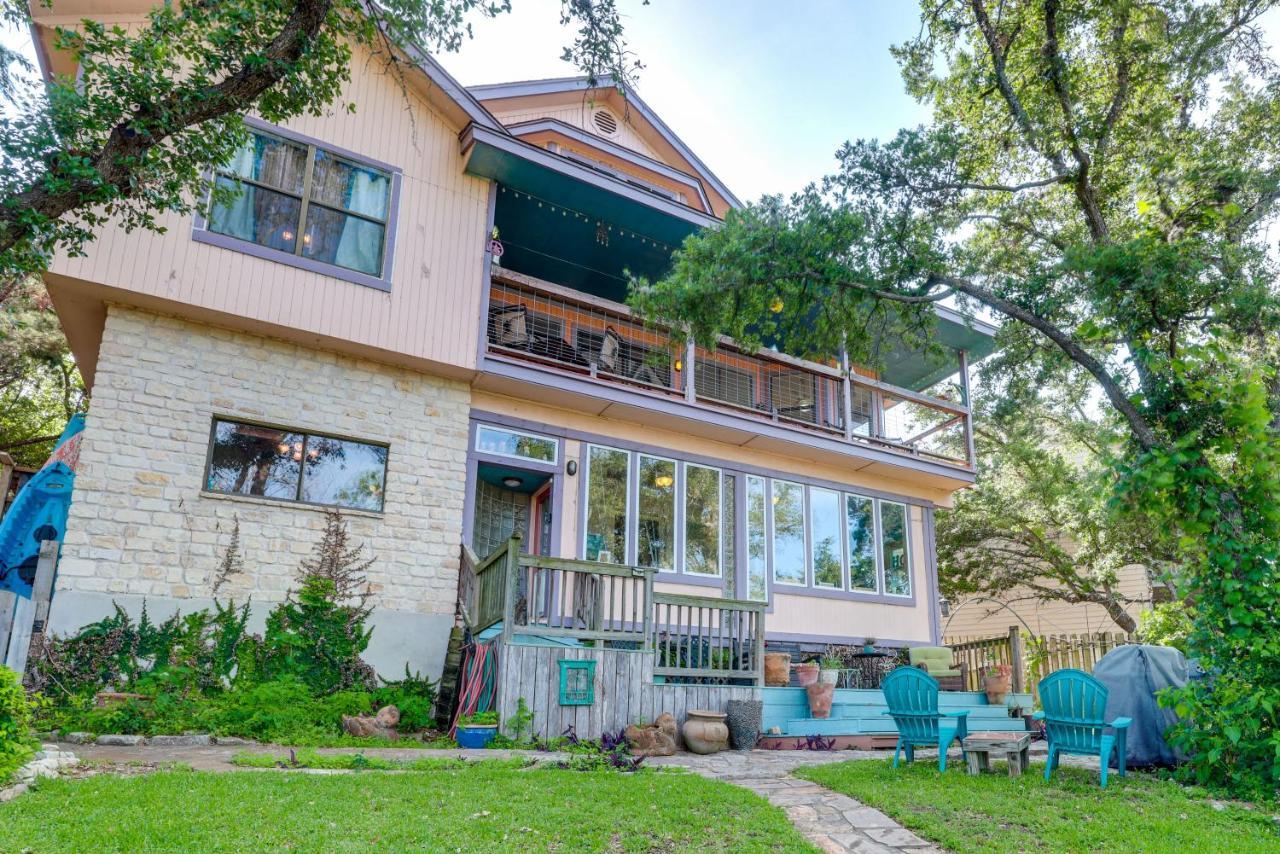 Exotic Home With Patio And Grill Walk To Canyon Lake! 외부 사진